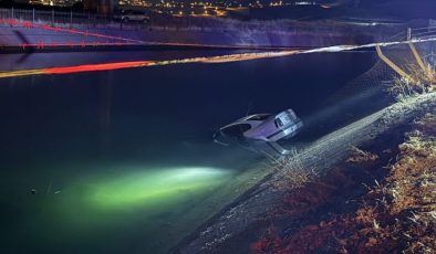 Kahramanmaraş’ta sulama kanalına devrilen otomobildeki baba ve oğlu öldü, 2 kişi yaralandı