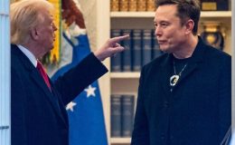 TRUMP’TAN MUSK’A SERT ÇIKIŞ ‘RAYDAN ÇIKTI, TAM BİR TREN KAZASI’